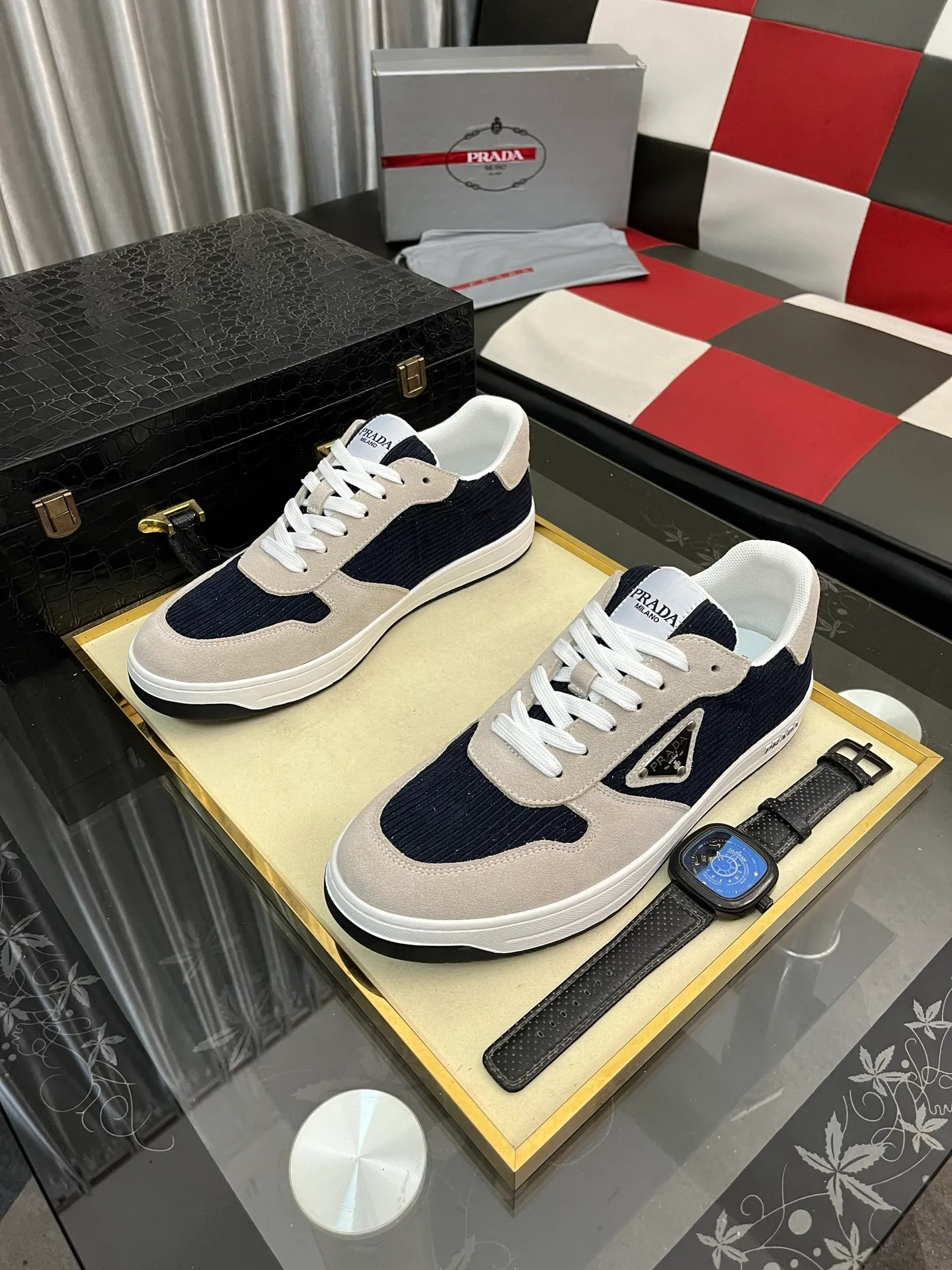 Men's shoes 💰380⌚️⌚️【PRADA】Prada casual shoes, originally developed 1:1, made of high-mercerized cowhide with imported cowhide, silk sheepskin lining, rubber outsole, comfortable and soft on the foot, size: 38-444️⃣Colors available